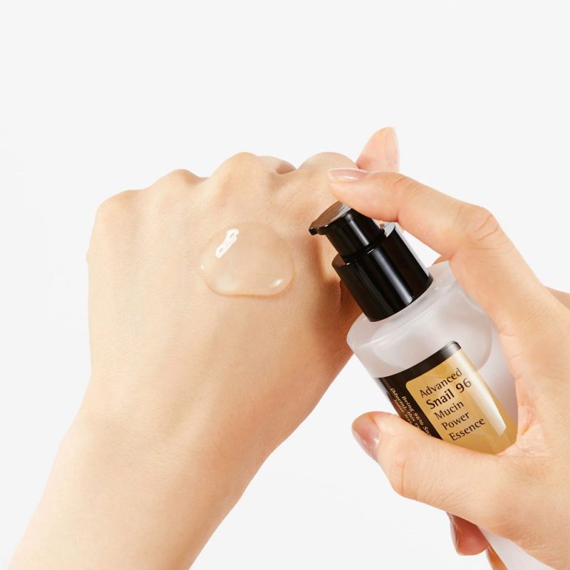 Cosrx Advanced Snail 96 Mucin Power Essence (Lightweight, quickly absorbs into the skin) - Image 3